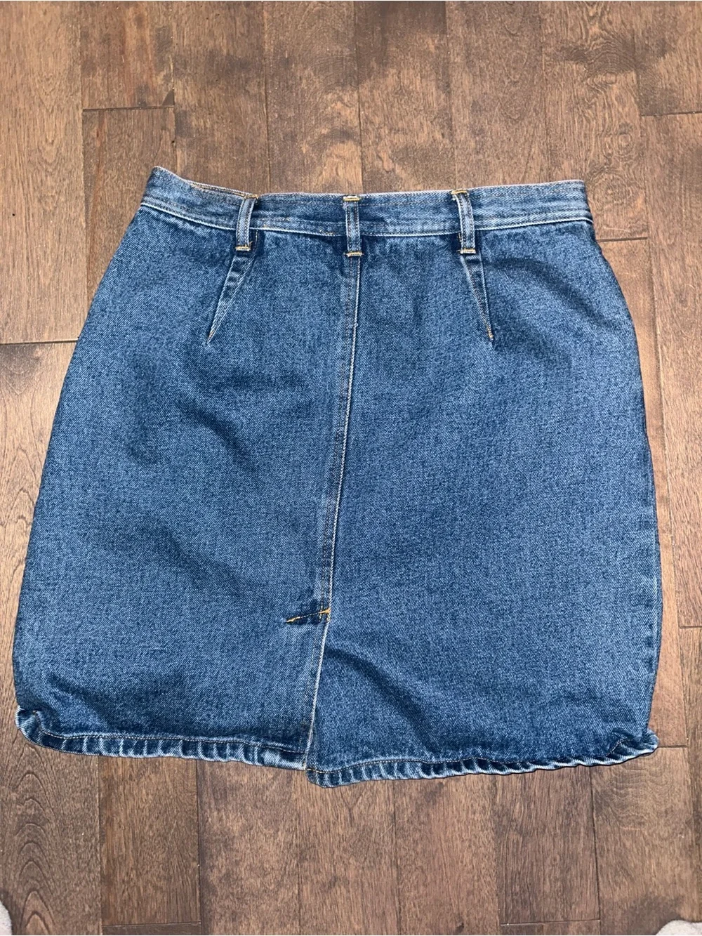Vintage Bill Blass Denim Skirt Womens size 12 Made in UAE